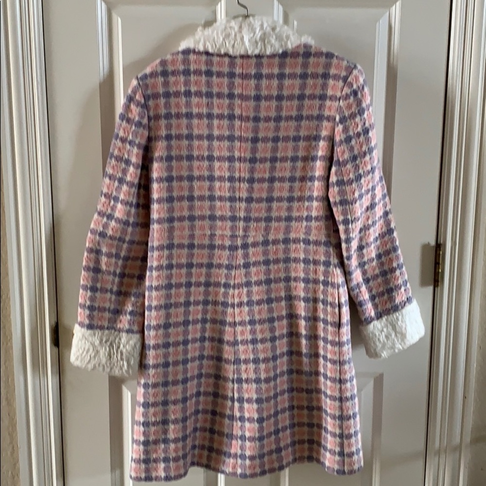 Coat - Picture 4 of 7